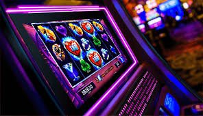 Infinite Blackjack live dealer table with multiple players viewing same hand